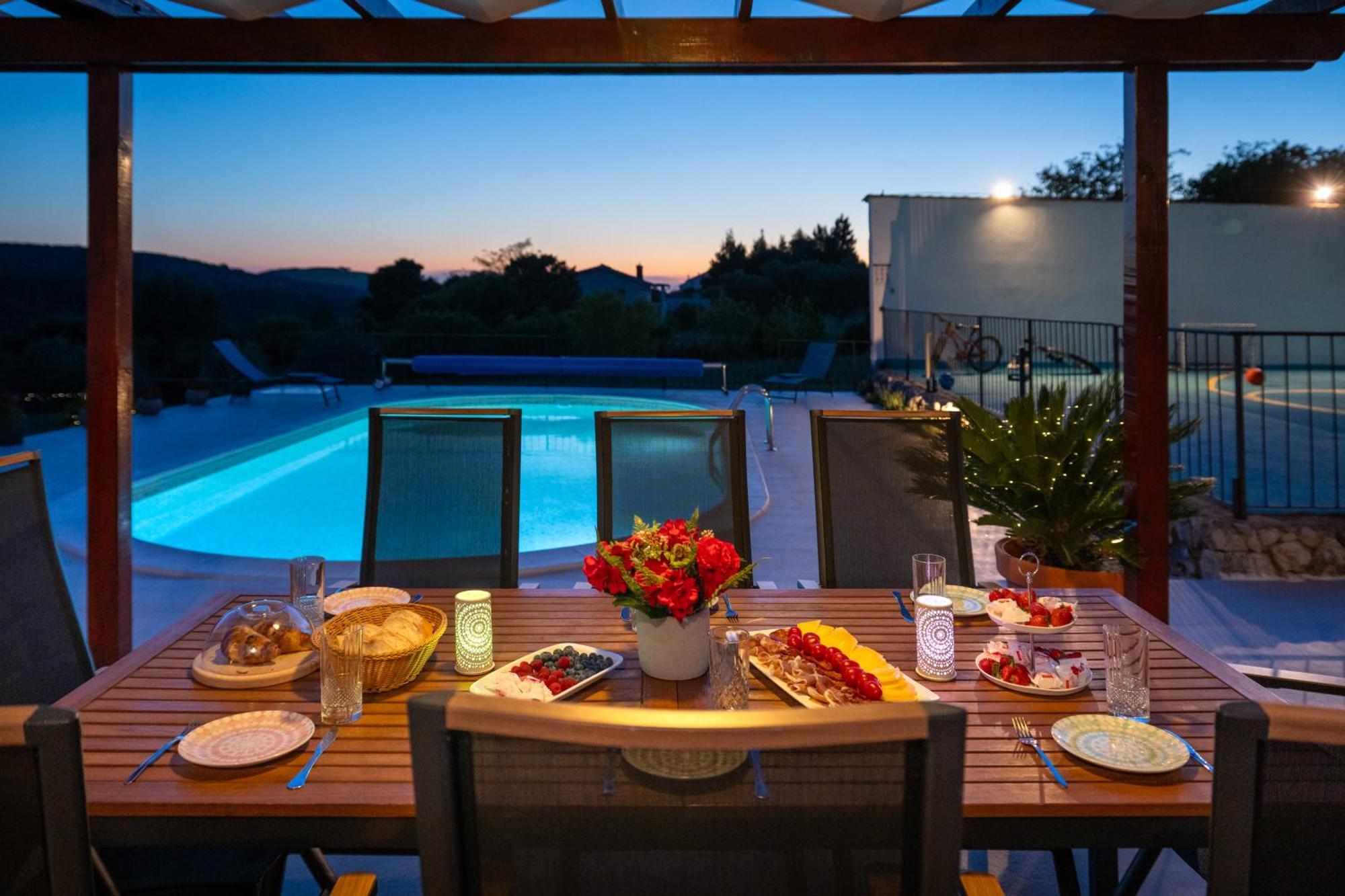 Villa Plenca - Heated Pool ! Шибеник Экстерьер фото